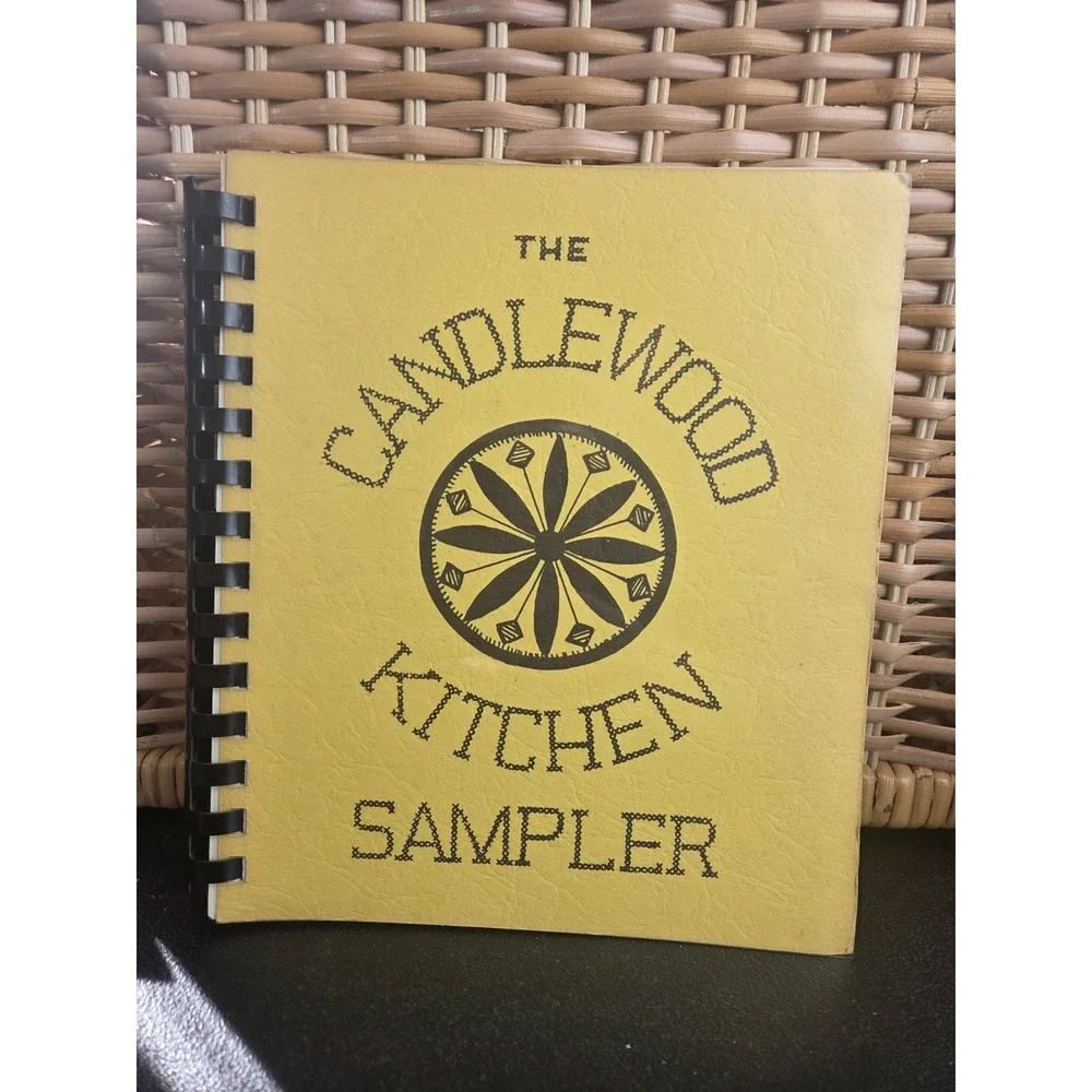 Candlewood‎ Elementary School Cookbook 1974 Jack L. Roach Principal Maryland?